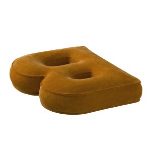 Coussin lettres B honey