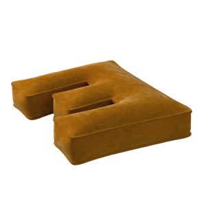 Pillow letter E honey