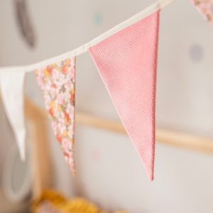 Klassiske guirlander -Garden Birthday - trekant
