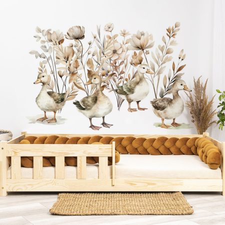 Autocolante de perete - Gâște 2. Patul prezentat în această imagine este de 160x80cm.
