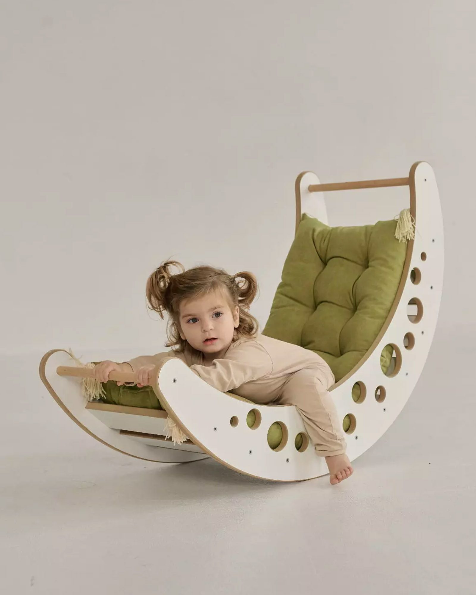 Hölzerne Wippe Moon Grey