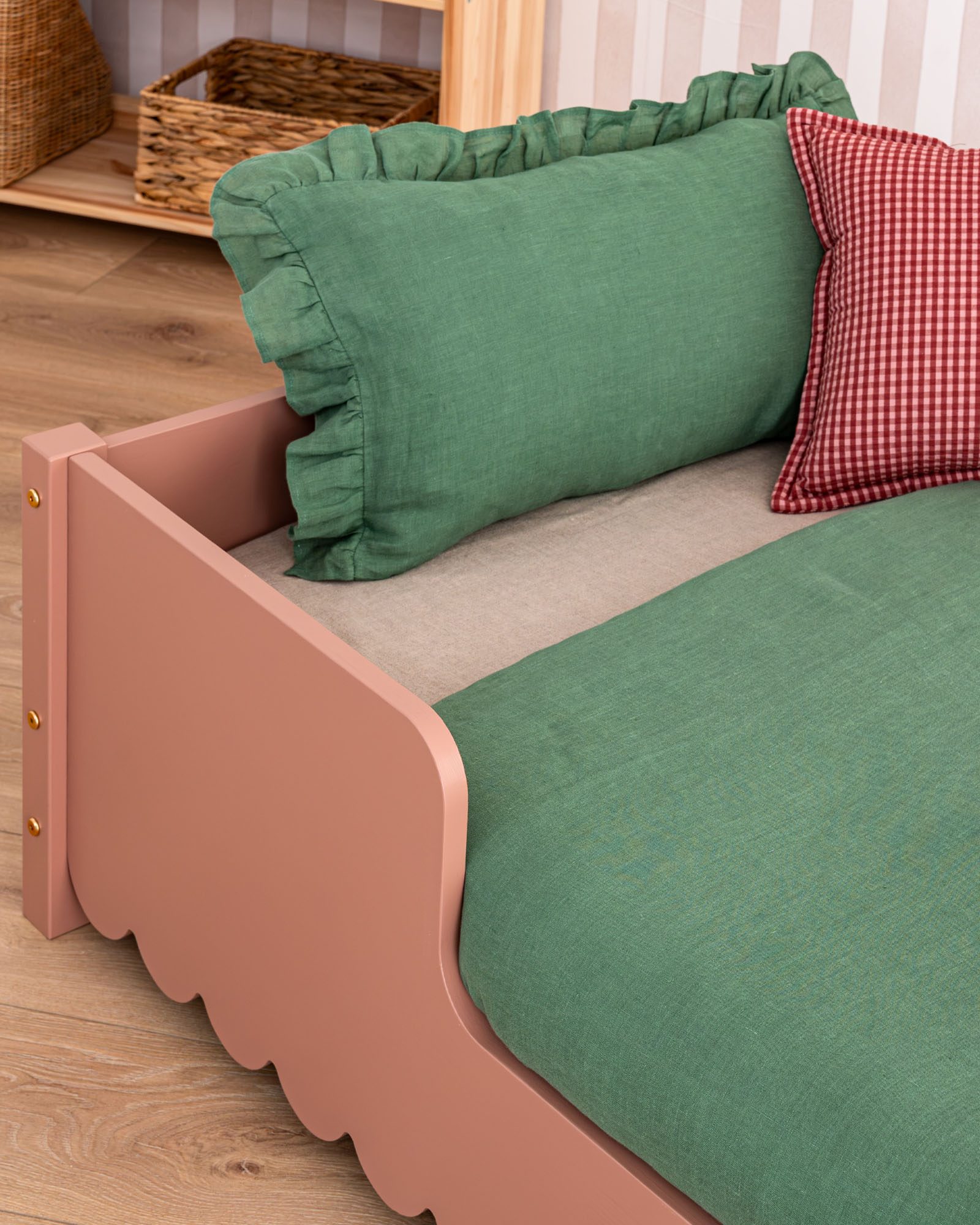 Kinderbed - Papillon IV, Kleur: Heather, Hoogte van de poten: Vloerbed